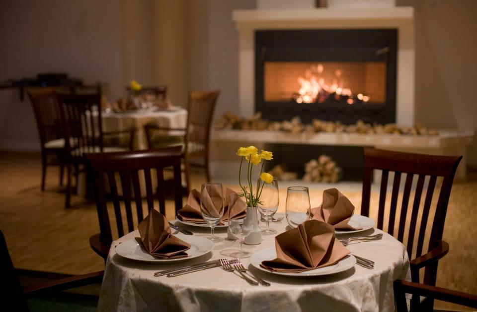 Kalin Hotel Lazaropole Restaurant bilde
